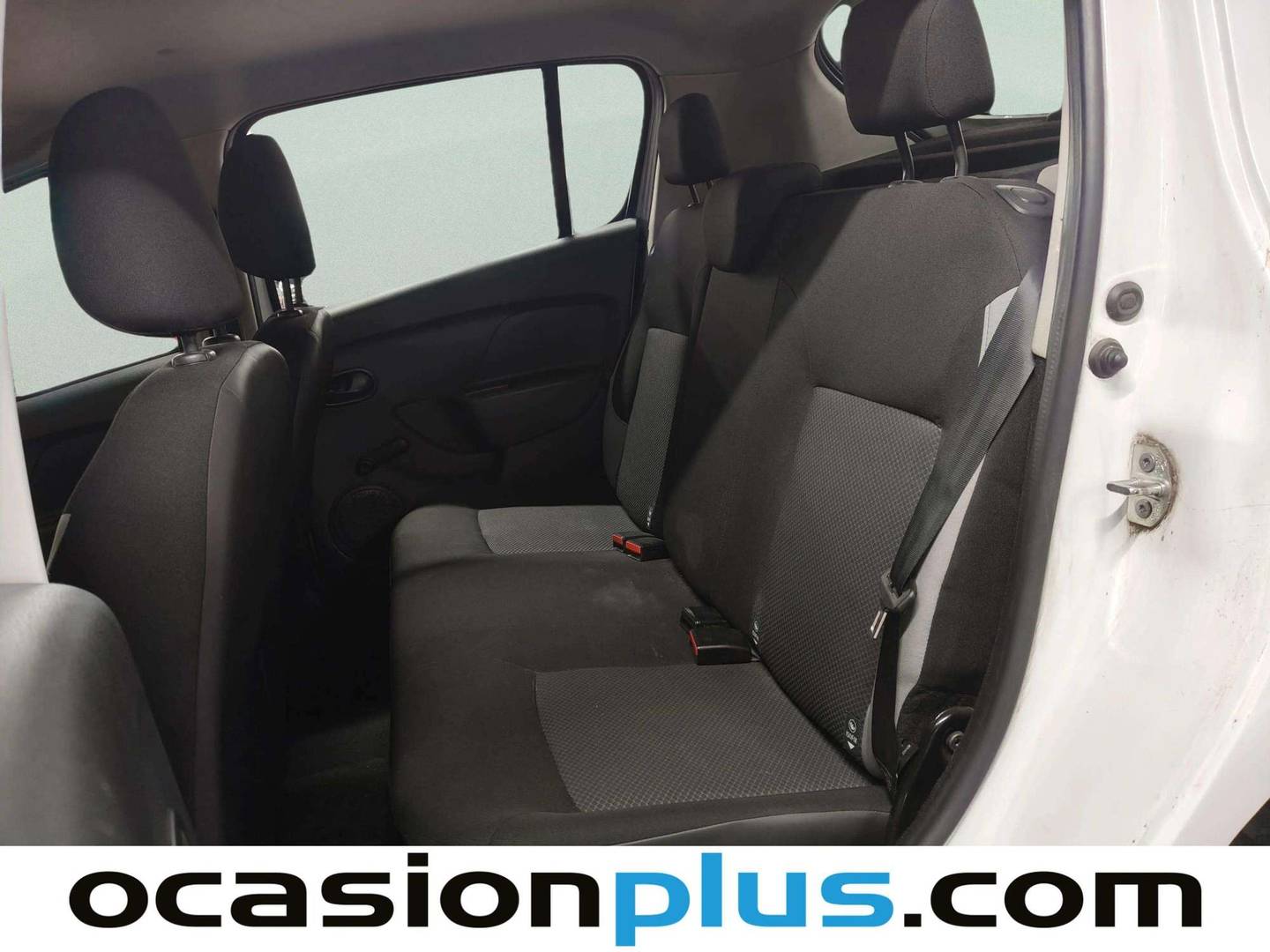 Foto asientos delanteros Dacia Sandero Dacia Sandero 1.2 Ambiance (75 CV)