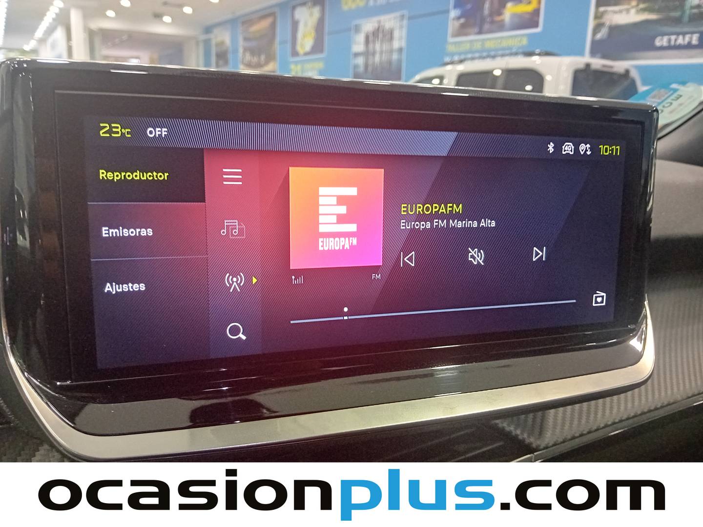 Foto Peugeot 2008 Peugeot 2008 Allure Hybrid eDCS6 (136 CV)