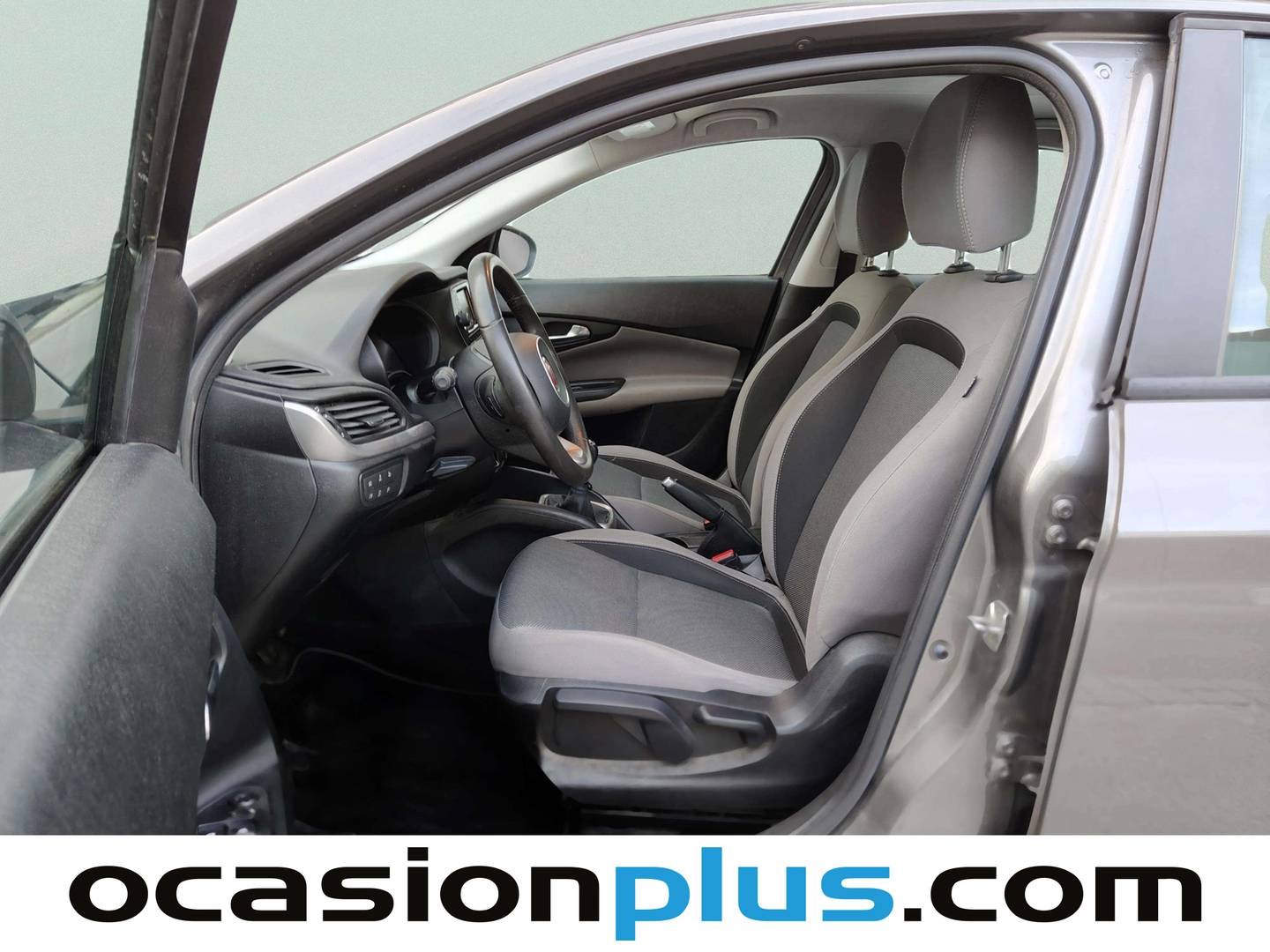 Foto asientos delanteros Fiat Tipo Fiat Tipo Sedan 1.4 Easy (95 CV)