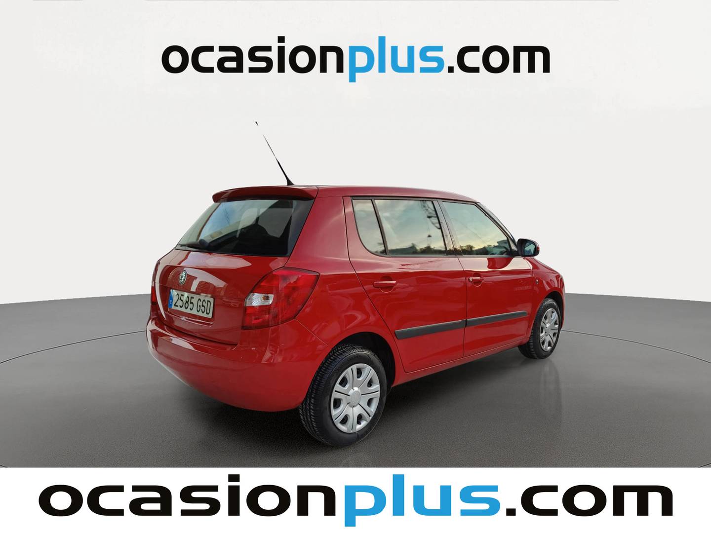 Foto trasera Skoda Fabia Skoda Fabia 1.4 TDI Young (70 CV) derecha