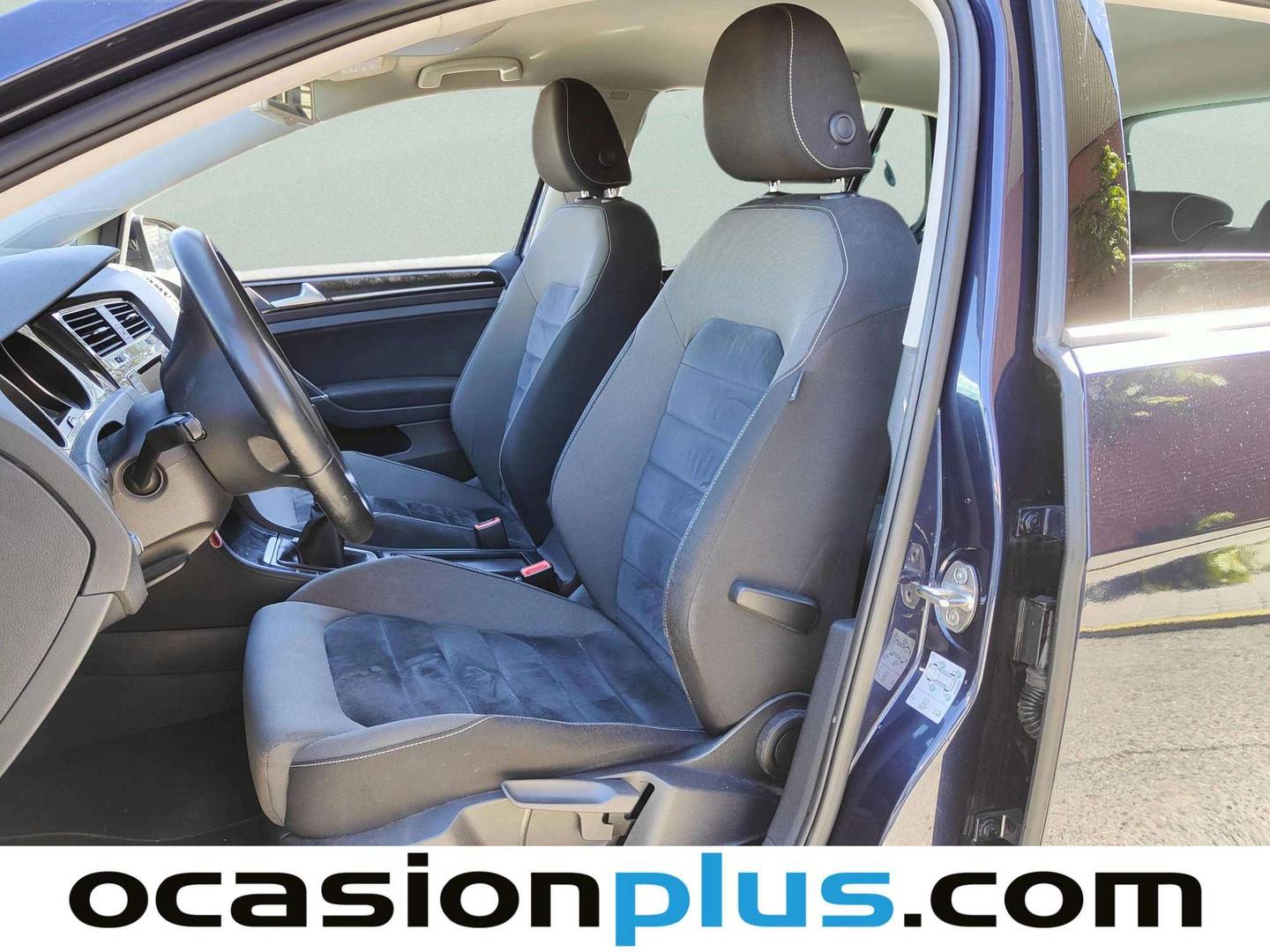 Foto asientos delanteros Volkswagen Golf Volkswagen Golf Sport 2.0 TDI BMT (150 CV)