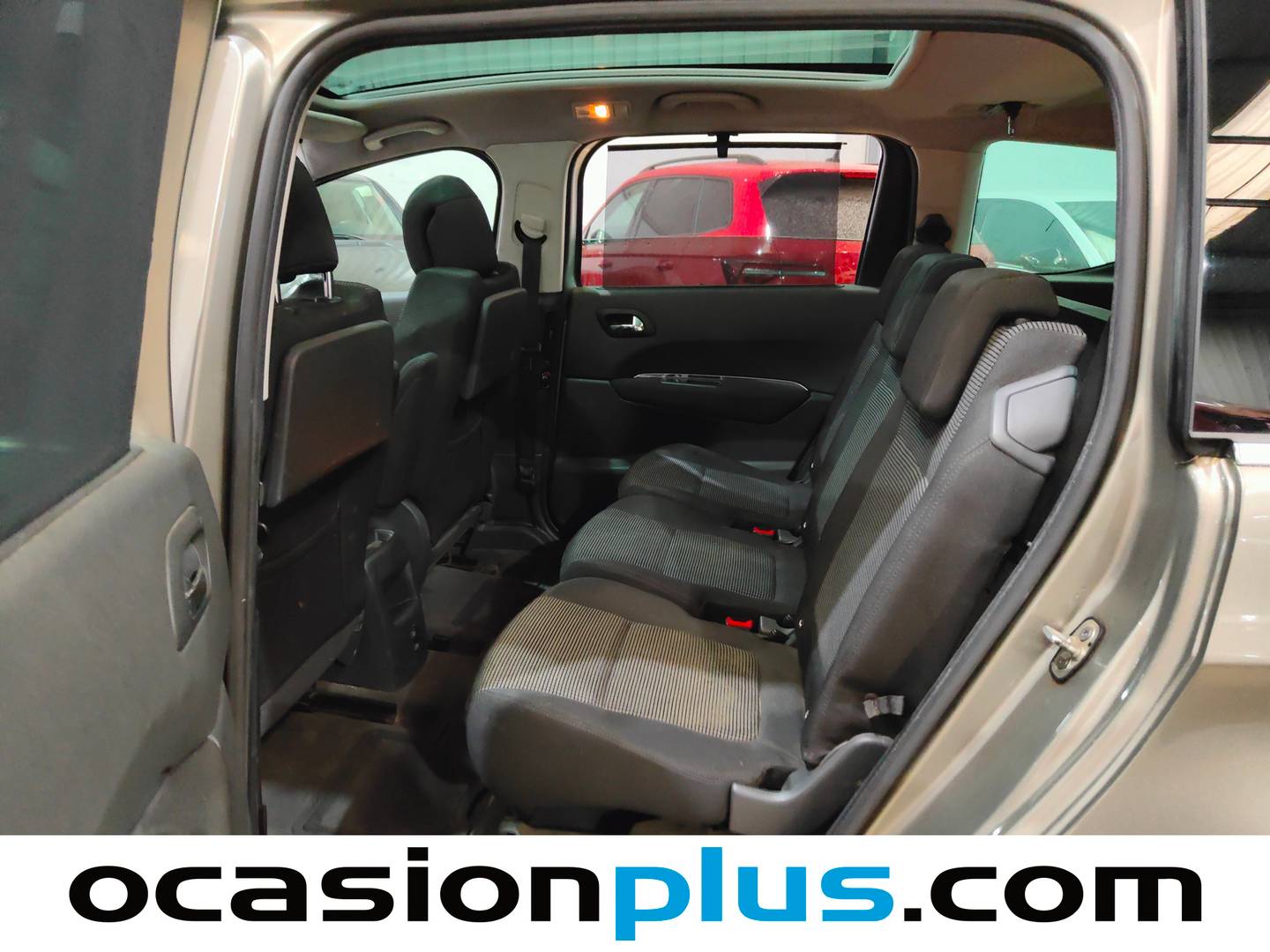 Foto asientos traseros Peugeot 5008 Peugeot 5008 2.0 HDI Sport Pack (150 CV)