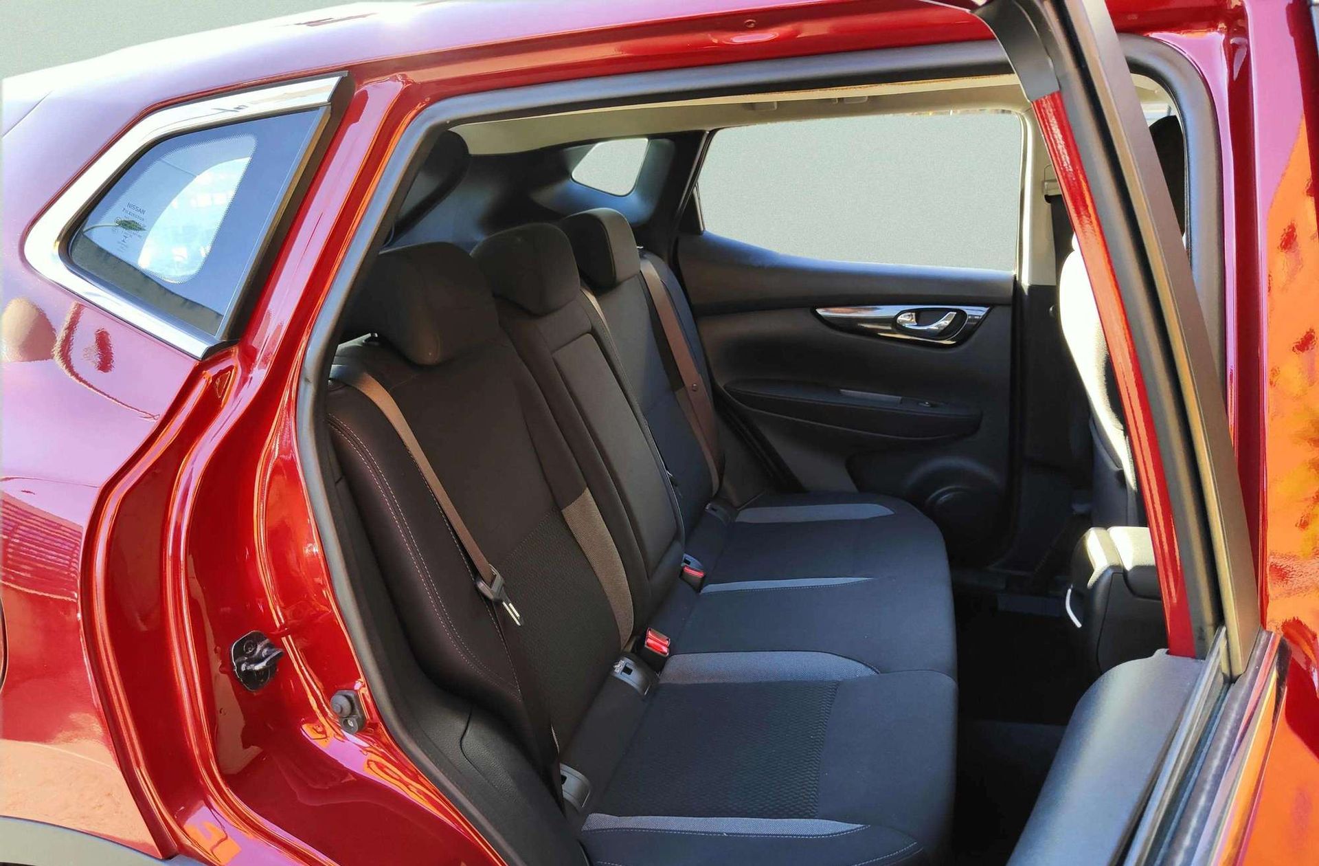 Nissan Qashqai dCi 115 Acenta - foto 16