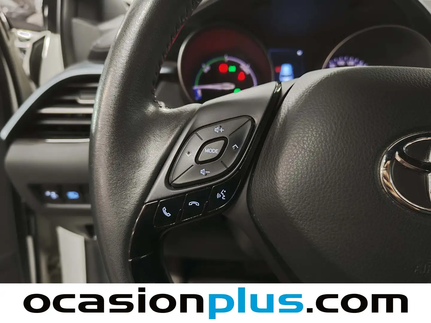 Foto Toyota C-HR Toyota C-HR 1.8 125H Advance (122 CV)