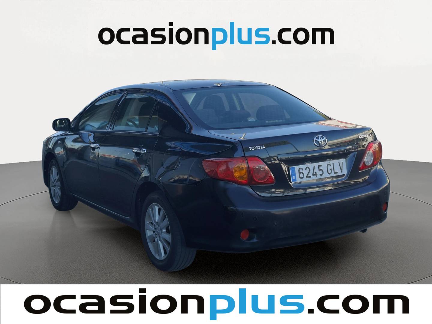 Foto trasera Toyota Corolla Sedán Toyota Corolla 1.6 VVT-I Sedan Sol (124 CV) derecha