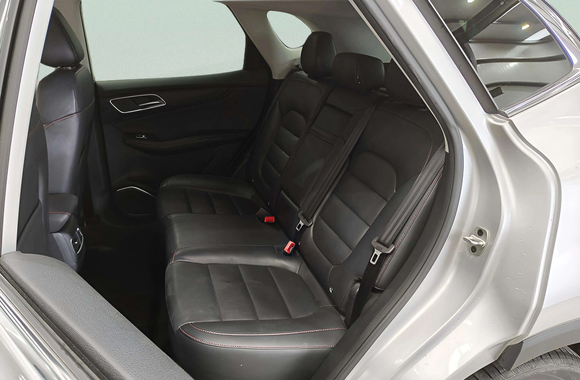 MG HS 1.5 Turbo GDI Comfort - foto 11
