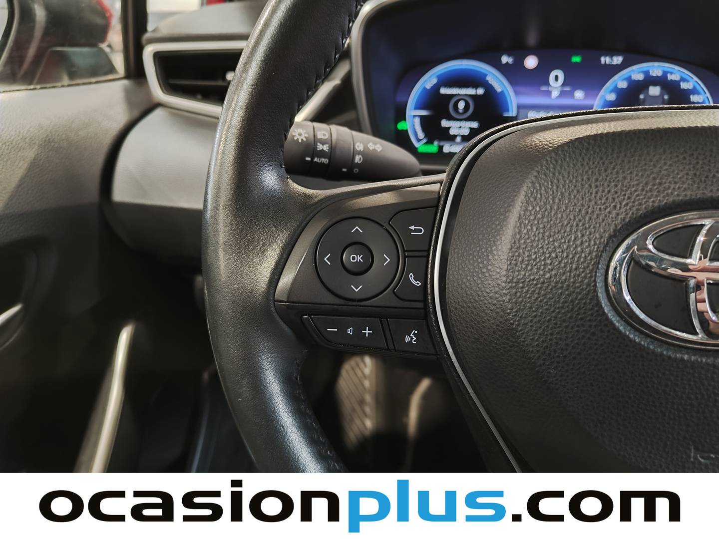 Foto Toyota Corolla Toyota Corolla 140H Style 103 kW (140 CV)