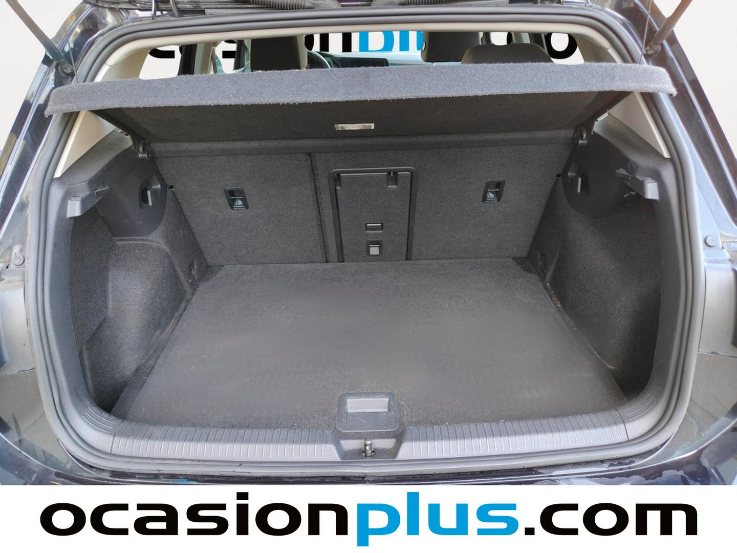 Fotos maletero Volkswagen Golf Volkswagen Golf Life 1.0 eTSI (110 CV) DSG