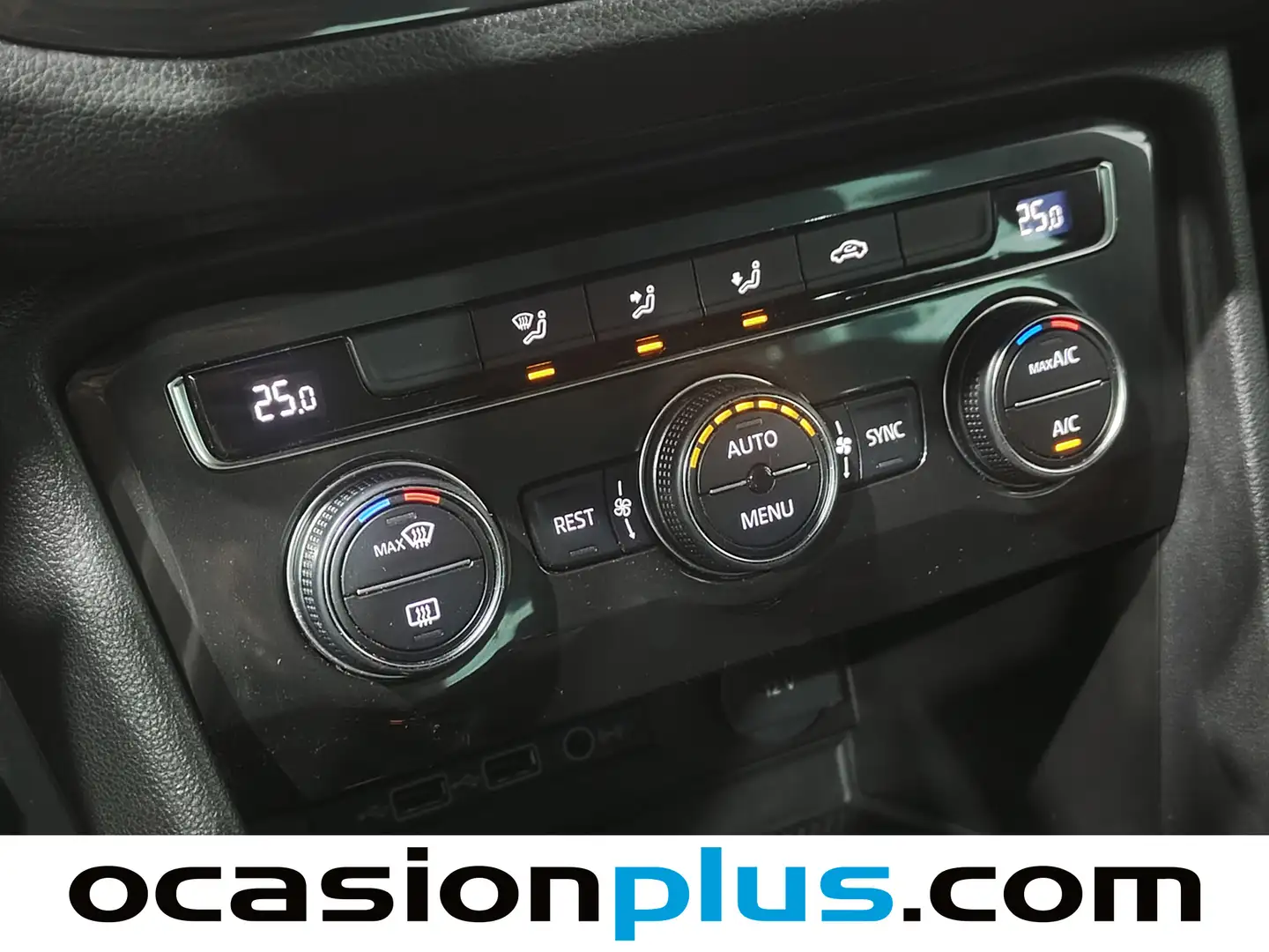 Foto Volkswagen Tiguan Volkswagen Tiguan Advance 2.0 TDI (150 CV) Pack R-Line