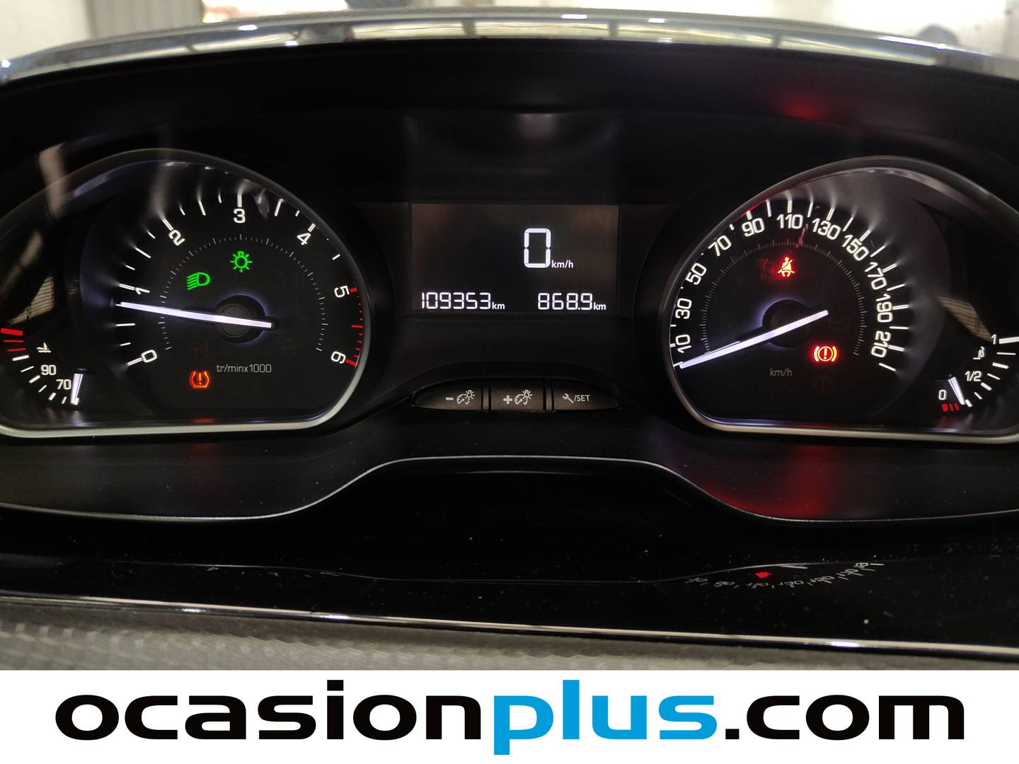 Peugeot 2008 Peugeot 2008 BlueHDi 100 Style (100 CV) 2018