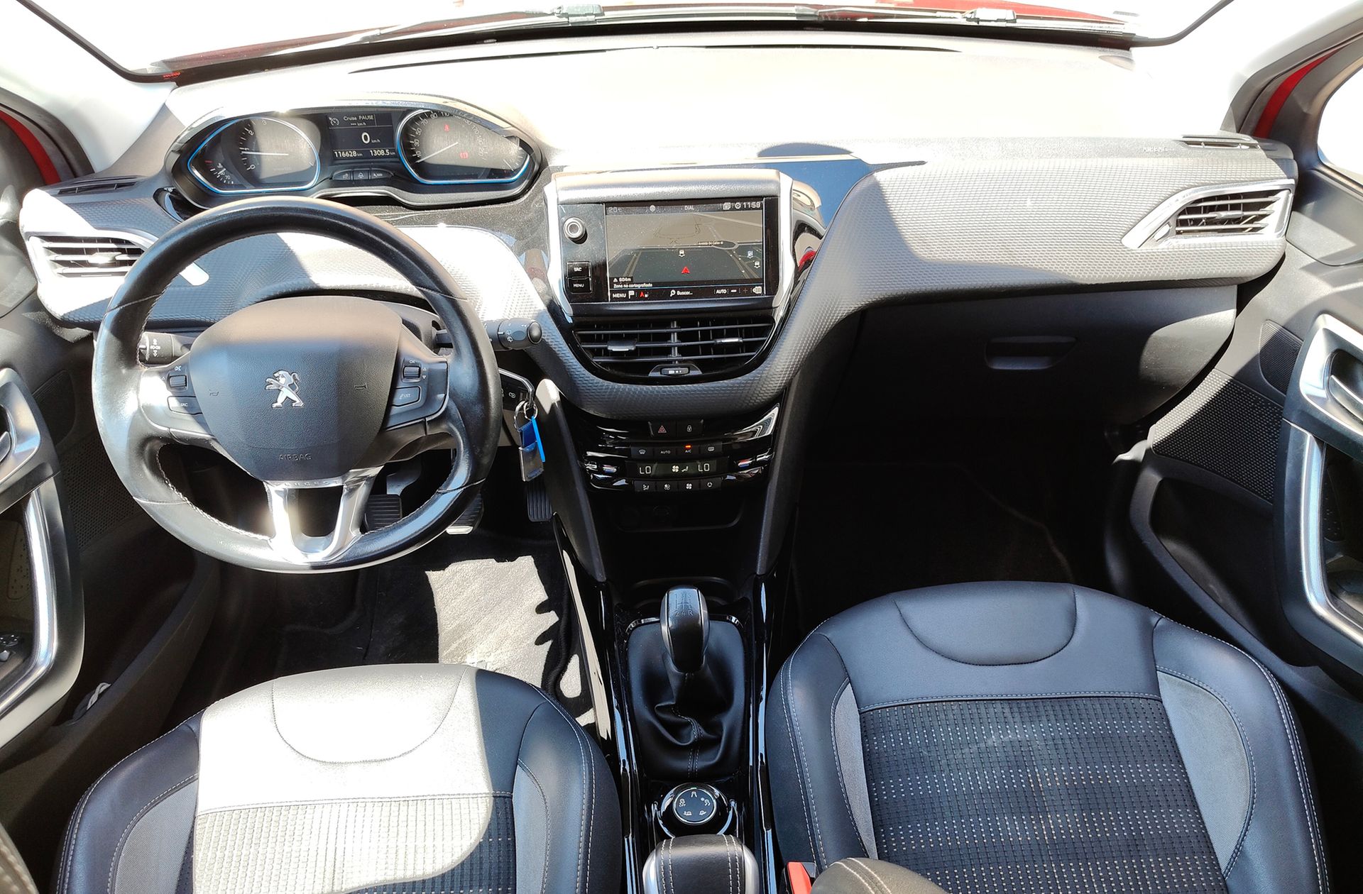 Peugeot 2008 PureTech 110 Allure - foto 6