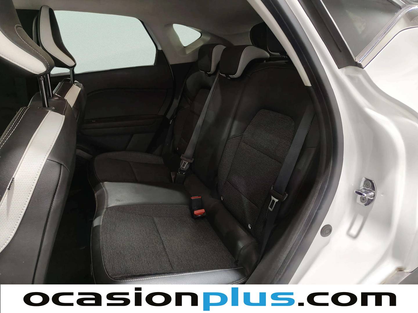 Foto Renault Captur Renault Captur TCe 140 Micro Híbrido Fast Track  (140 CV)