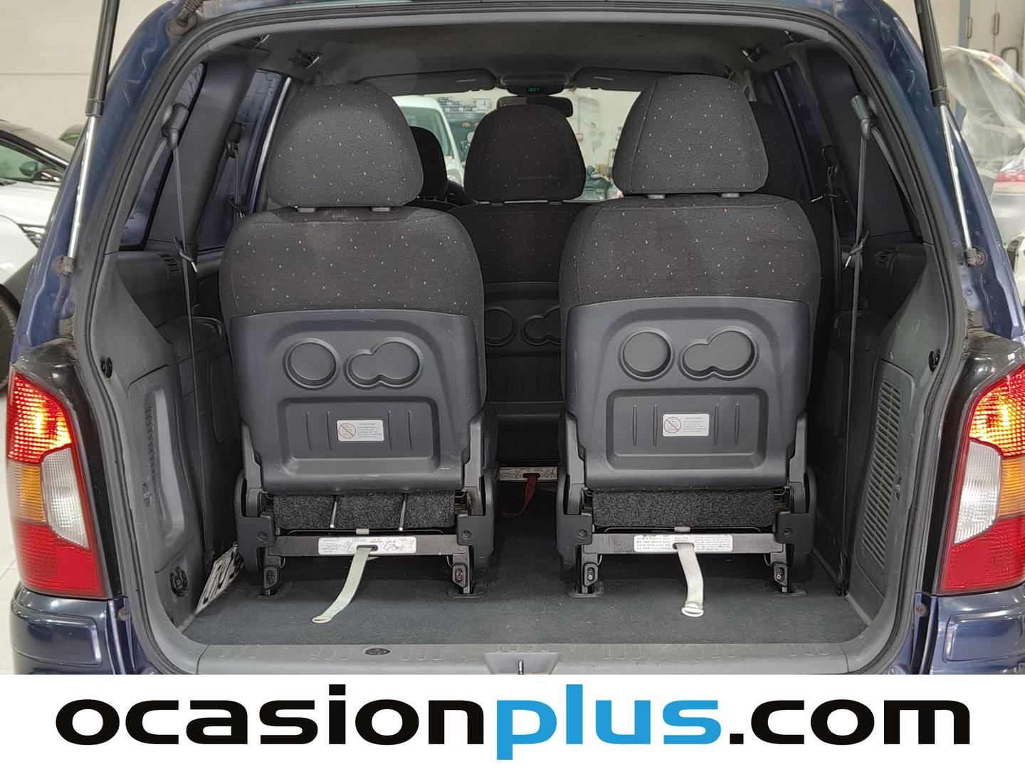 Fotos maletero Hyundai Trajet Hyundai Trajet 2.0 CRDi GLS (112 CV) 6 Plazas