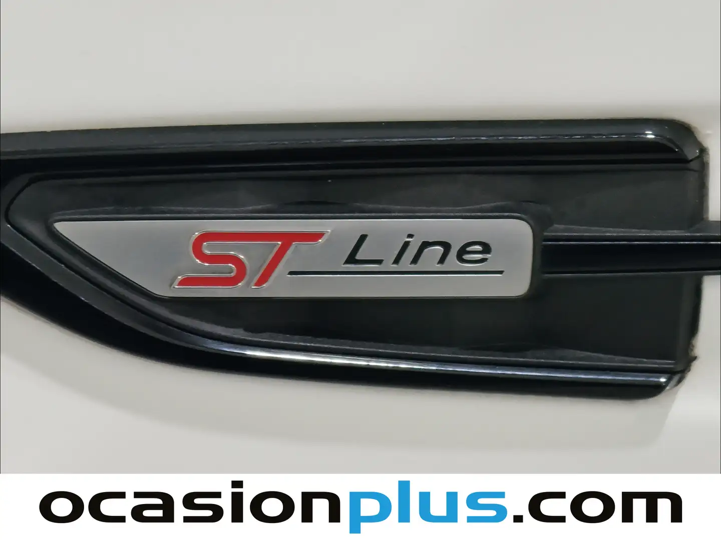 Foto Ford Kuga Ford Kuga 1.5 EcoBoost ST-Line 4x2 (120 CV)