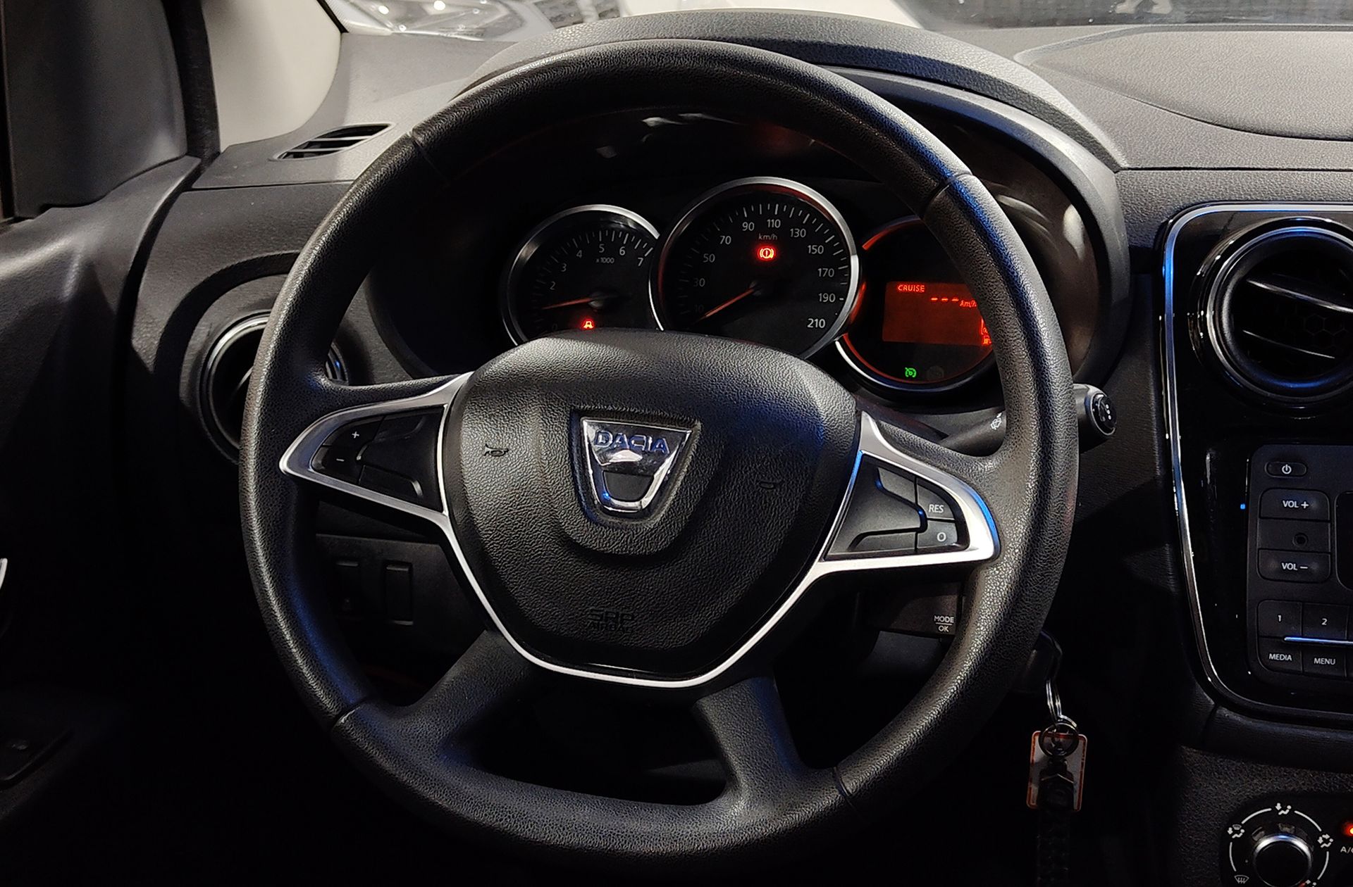 Dacia Lodgy Laureate TCe 7 plazas - foto 16