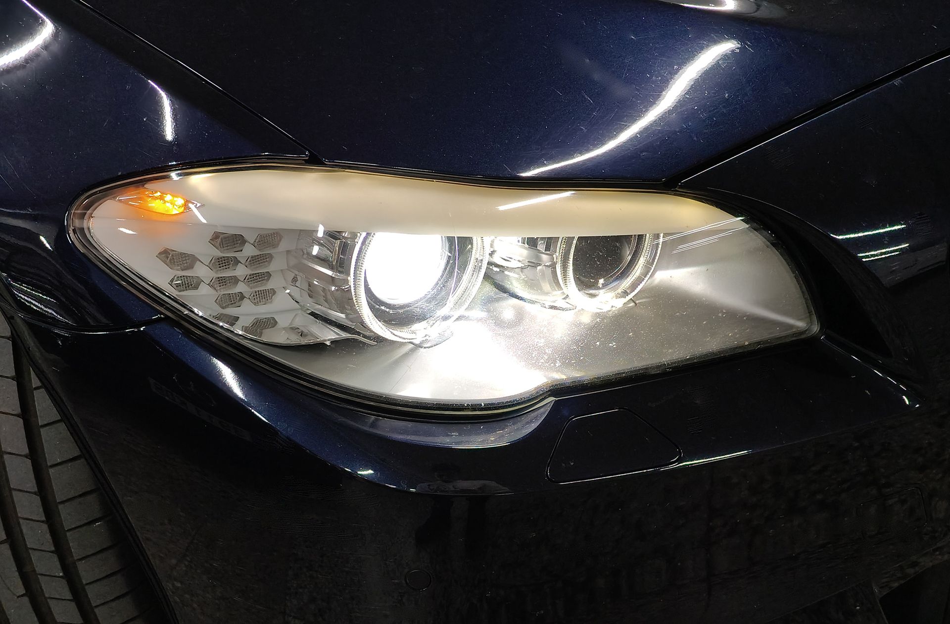 BMW Serie 5 550i xDrive - foto 16