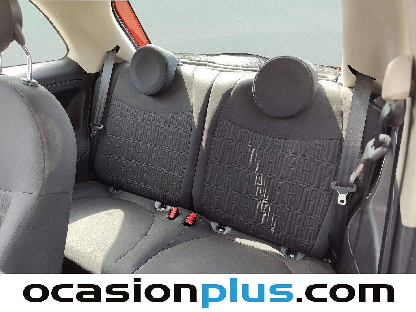 Foto asientos traseros Fiat 500 Fiat 500 1.0 Hybrid Dolcevita (70 CV)