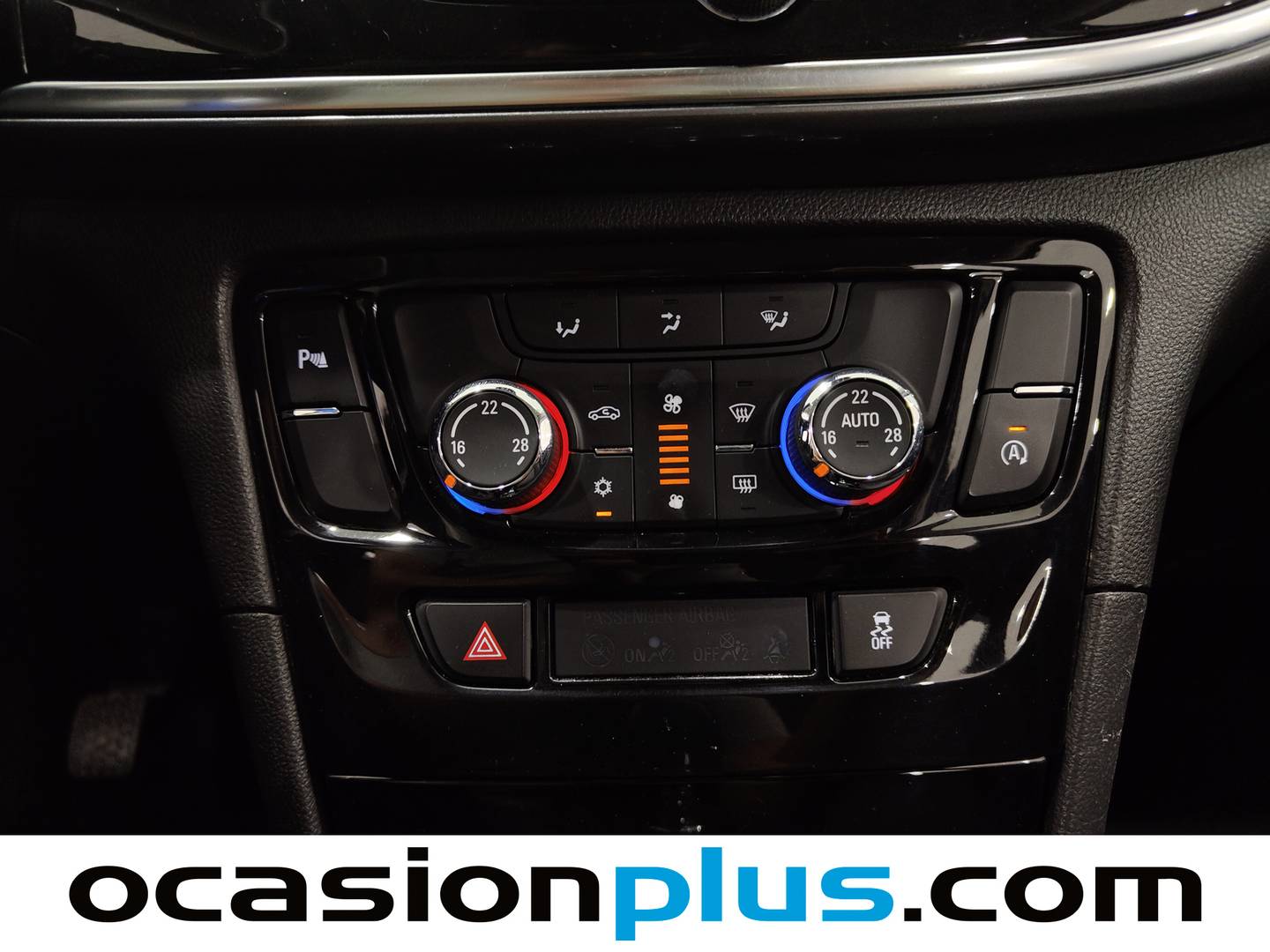 Foto Opel Mokka Opel Mokka 1.6 CDTi S&S Selective 4x2 (136 CV)