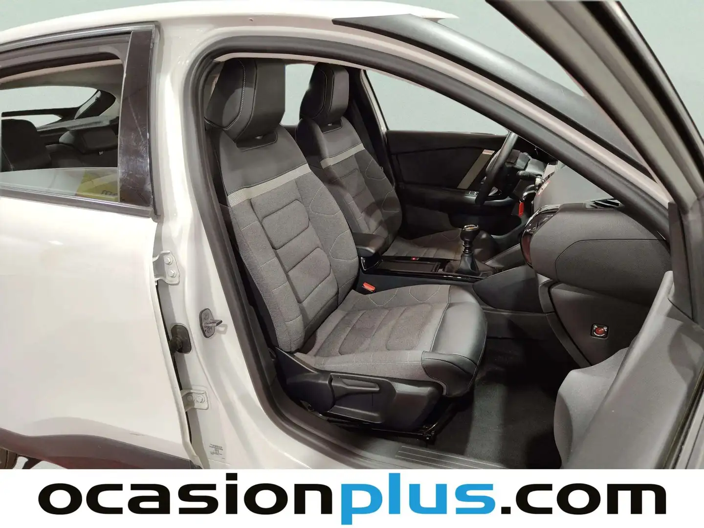 Foto Citroën C4 Citroen C4 PureTech 130 S&S 6v Feel Pack (130 CV)