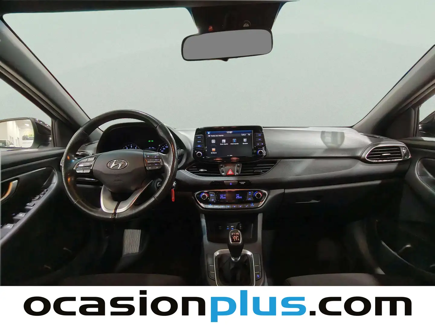 Foto Hyundai i30 Hyundai i30 1.0 TGDI Go! (120 CV)