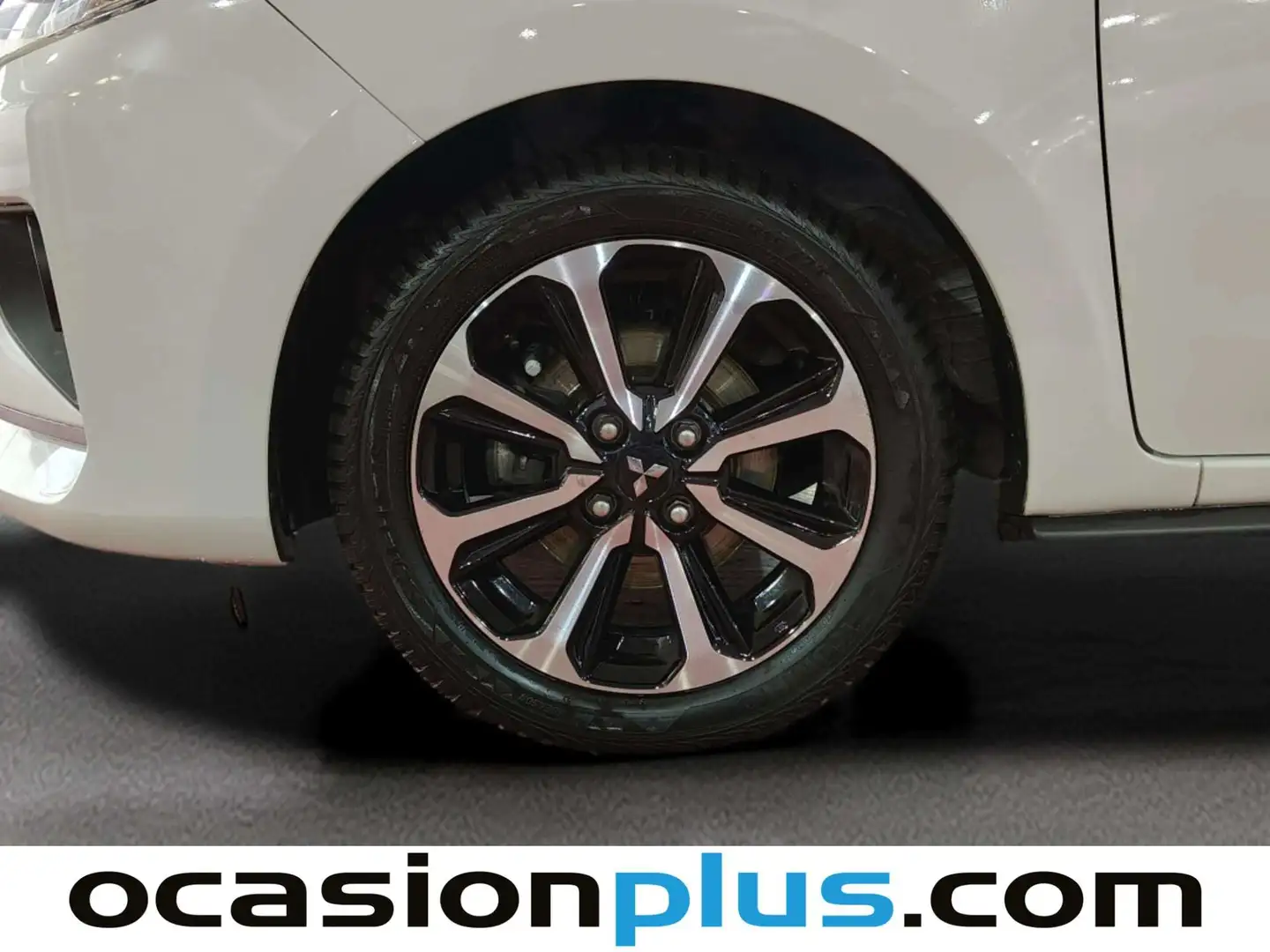 Foto Mitsubishi Space Star Mitsubishi Space Star 120 MPI Kaiteki (71 CV)