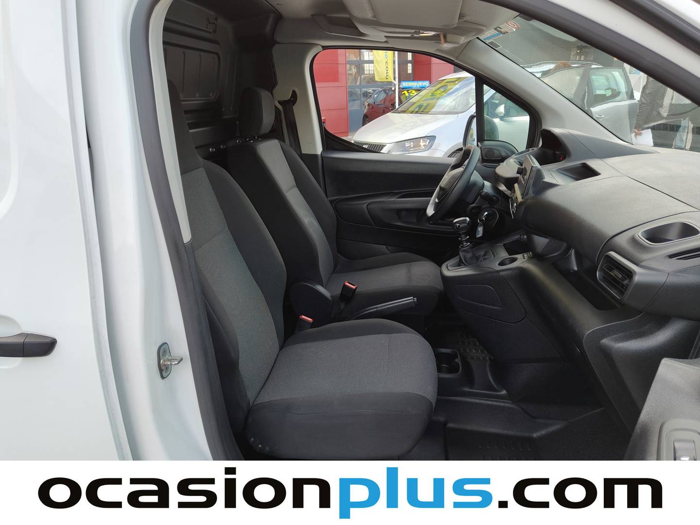 Foto Peugeot Partner Peugeot Partner BlueHDi 100 S&S Pro Standard 600kg (98 CV)