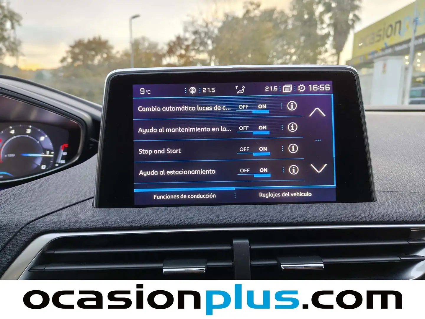 Foto Peugeot 3008 Peugeot 3008 BlueHDI 130 S&S Allure (130 CV)