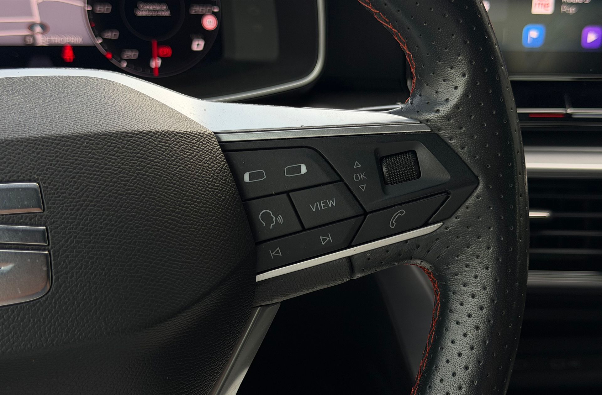 SEAT León 1.0 TSI FR 25 Aniversario - foto 29