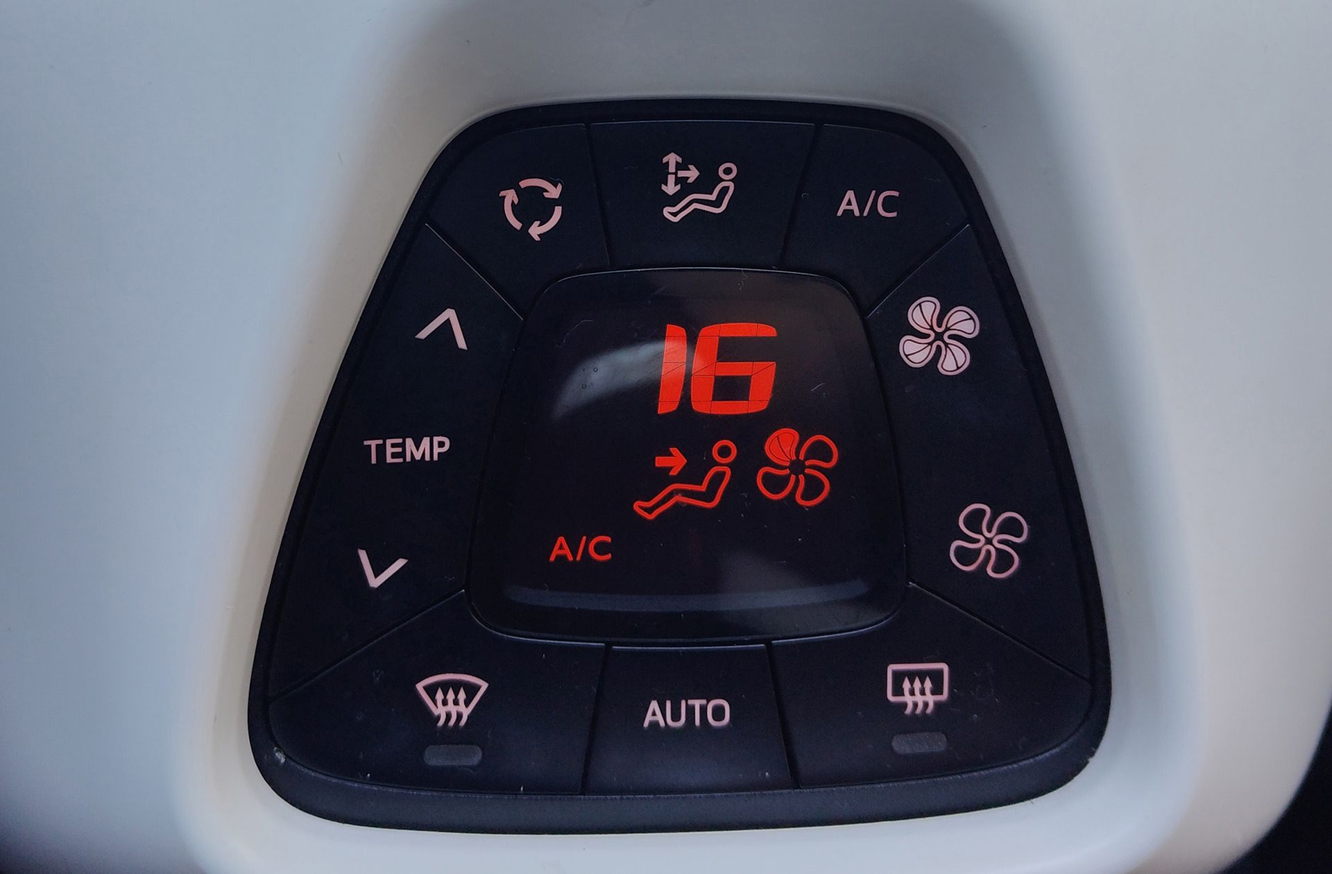 Peugeot 108 1.2 PureTech Roland Garros Top! - foto 26