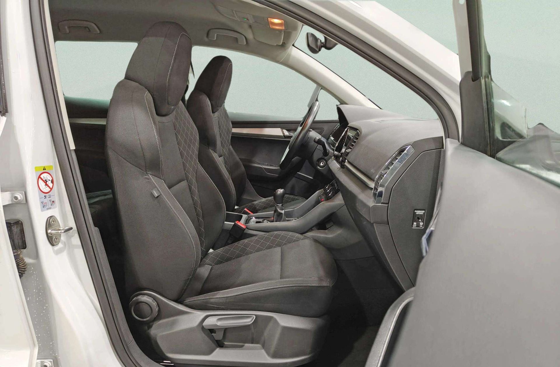 Škoda Karoq 1.6 TDI Ambition - foto 20