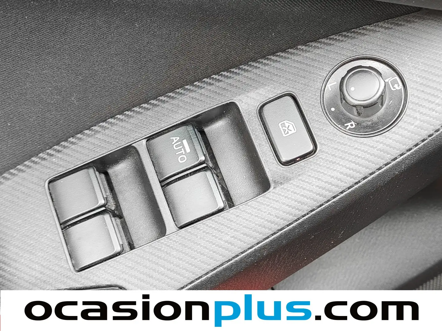 Foto Mazda Mazda3 Mazda Mazda 3 1.5 DE Luxury (105 CV)