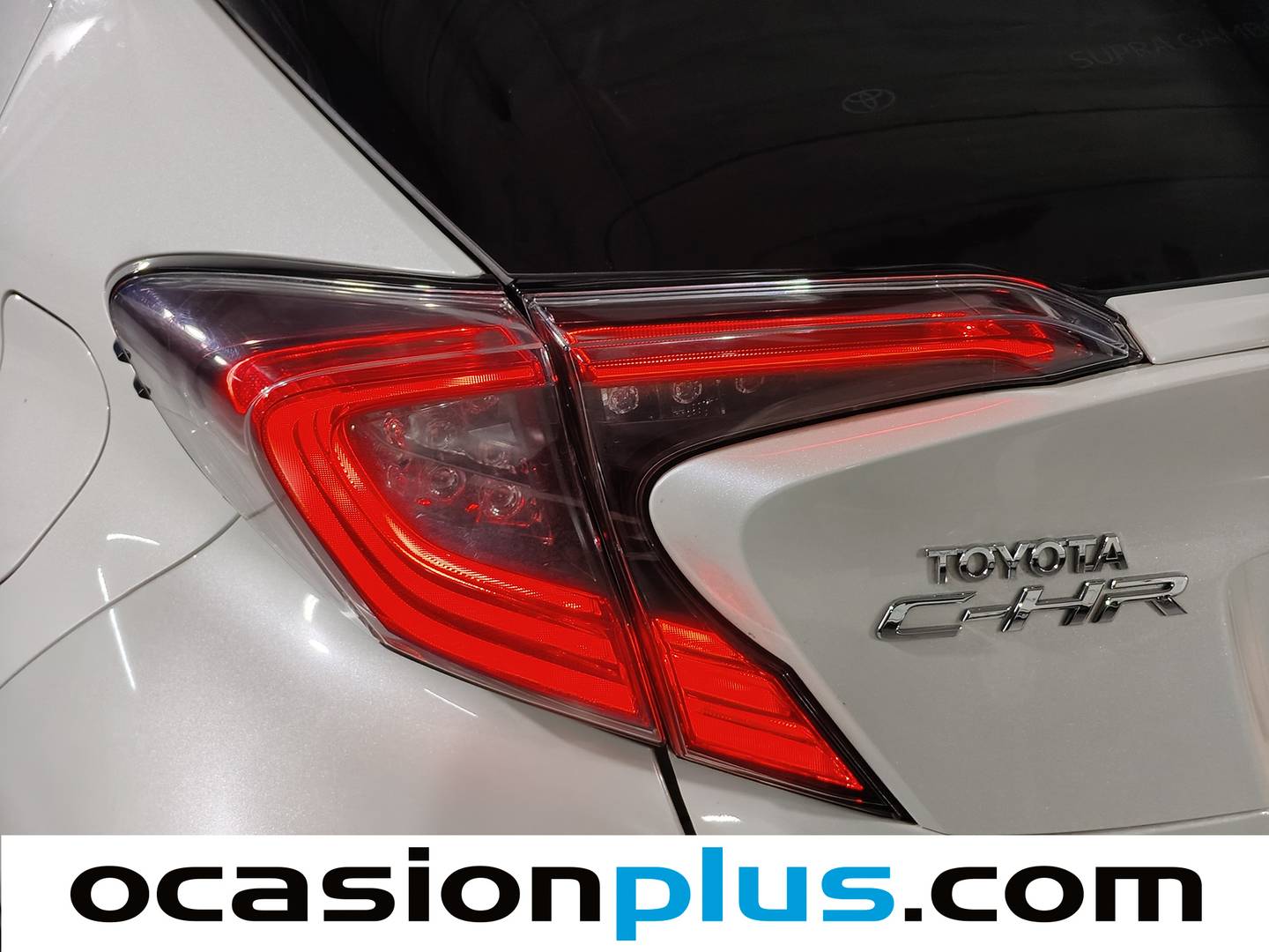 Toyota C-HR Toyota C-HR 1.8 125H Dynamic Plus (122 CV) de segunda mano