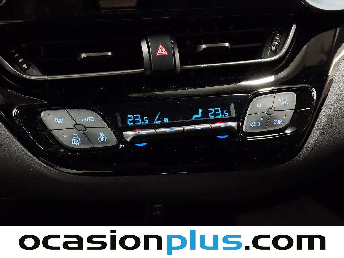 Foto Toyota C-HR Toyota C-HR 1.8 125H Advance (122 CV)