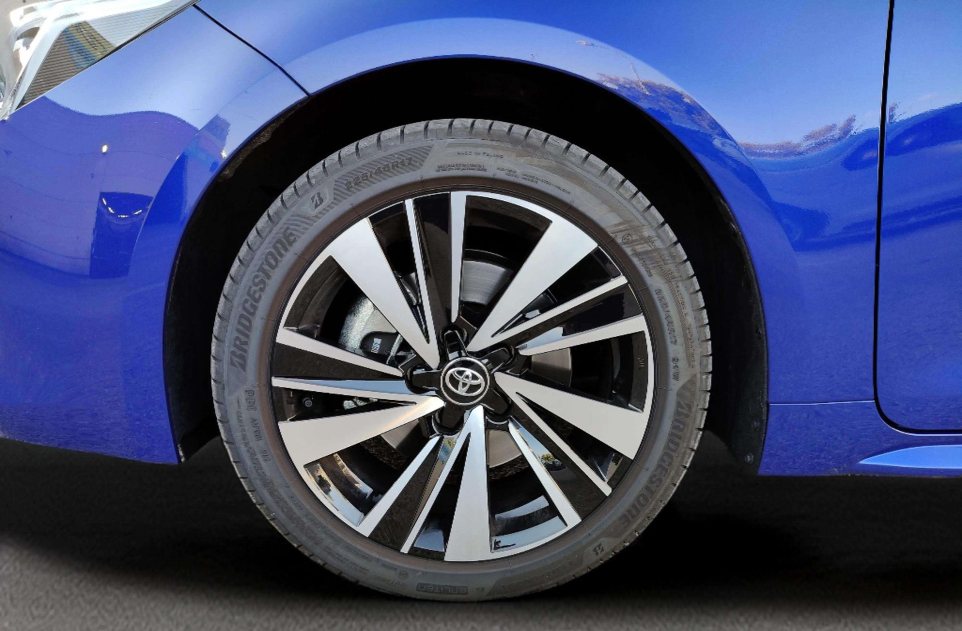 Toyota Corolla Touring Sports 200H Style - foto 37