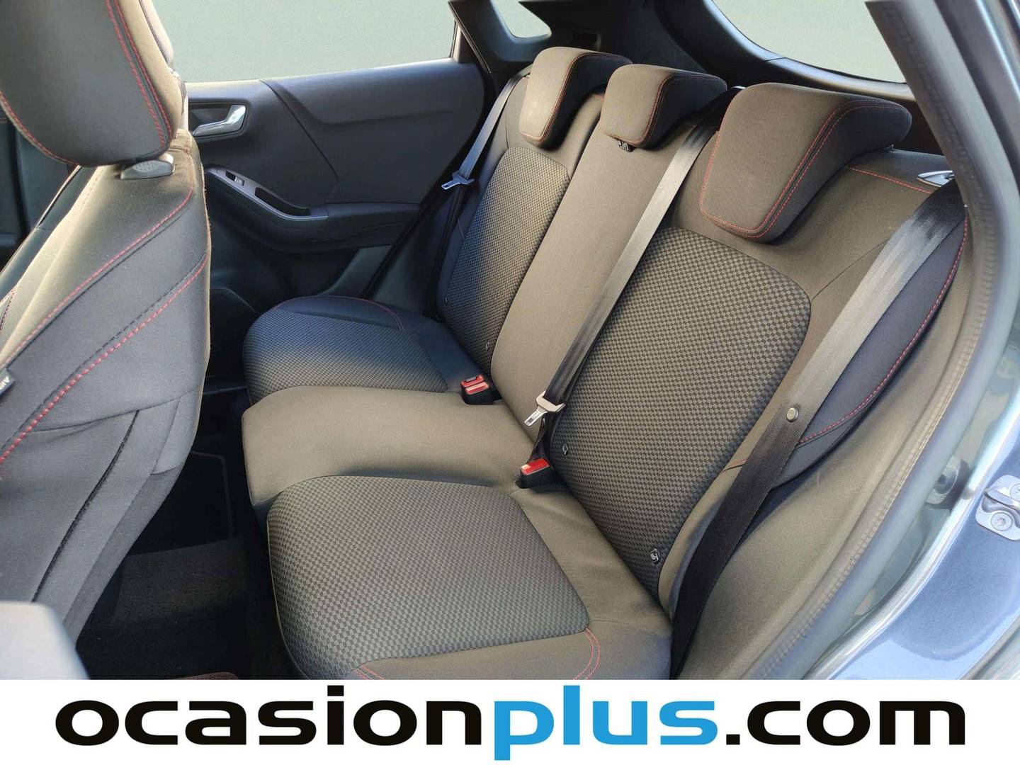 Foto asientos traseros Ford Puma Ford Puma 1.0 EcoBoost MHEV ST-Line (125 CV)
