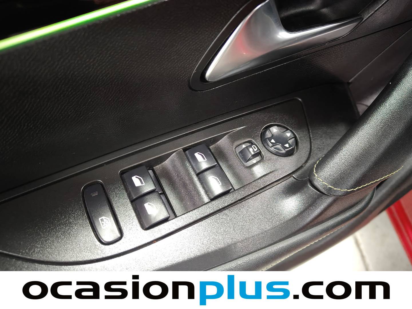 Foto Peugeot 2008 Peugeot 2008 PureTech 130 S&S GT (130 CV)