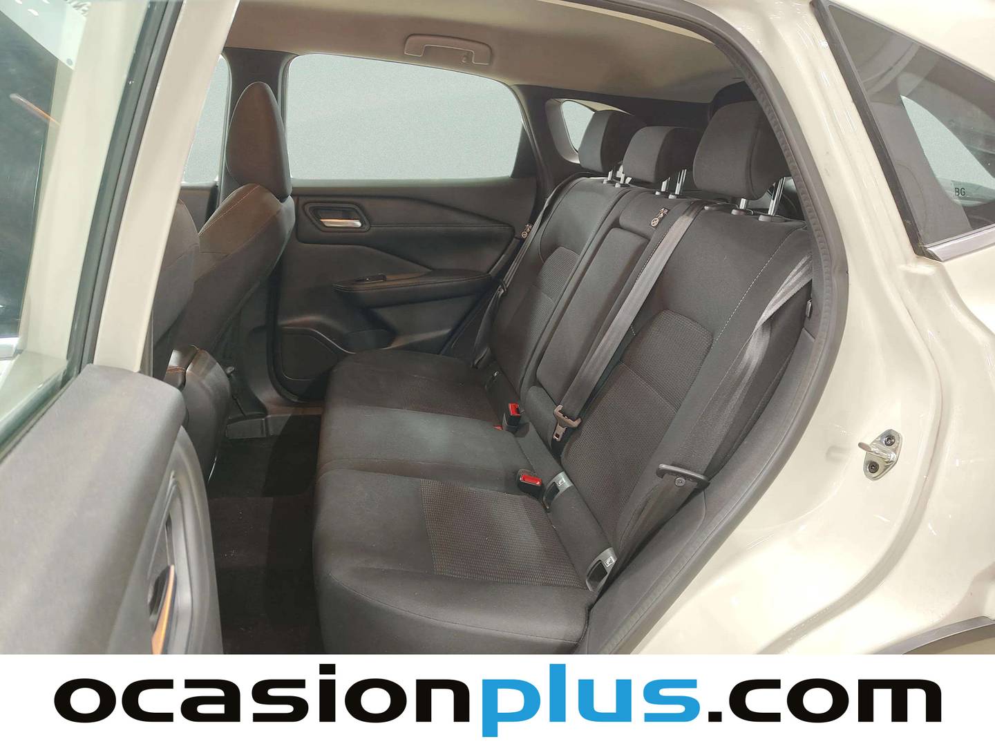 Foto asientos traseros Nissan QASHQAI Nissan Qashqai E-POWER Acenta (190 CV)