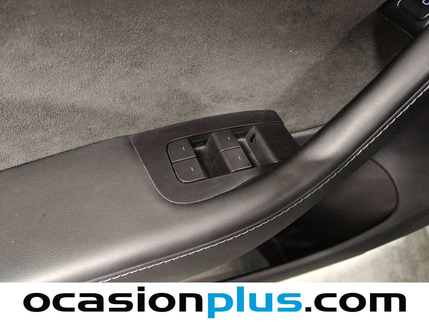 Foto Tesla Model 3 Tesla Model 3 Gran Autonomía 4WD (498 CV)