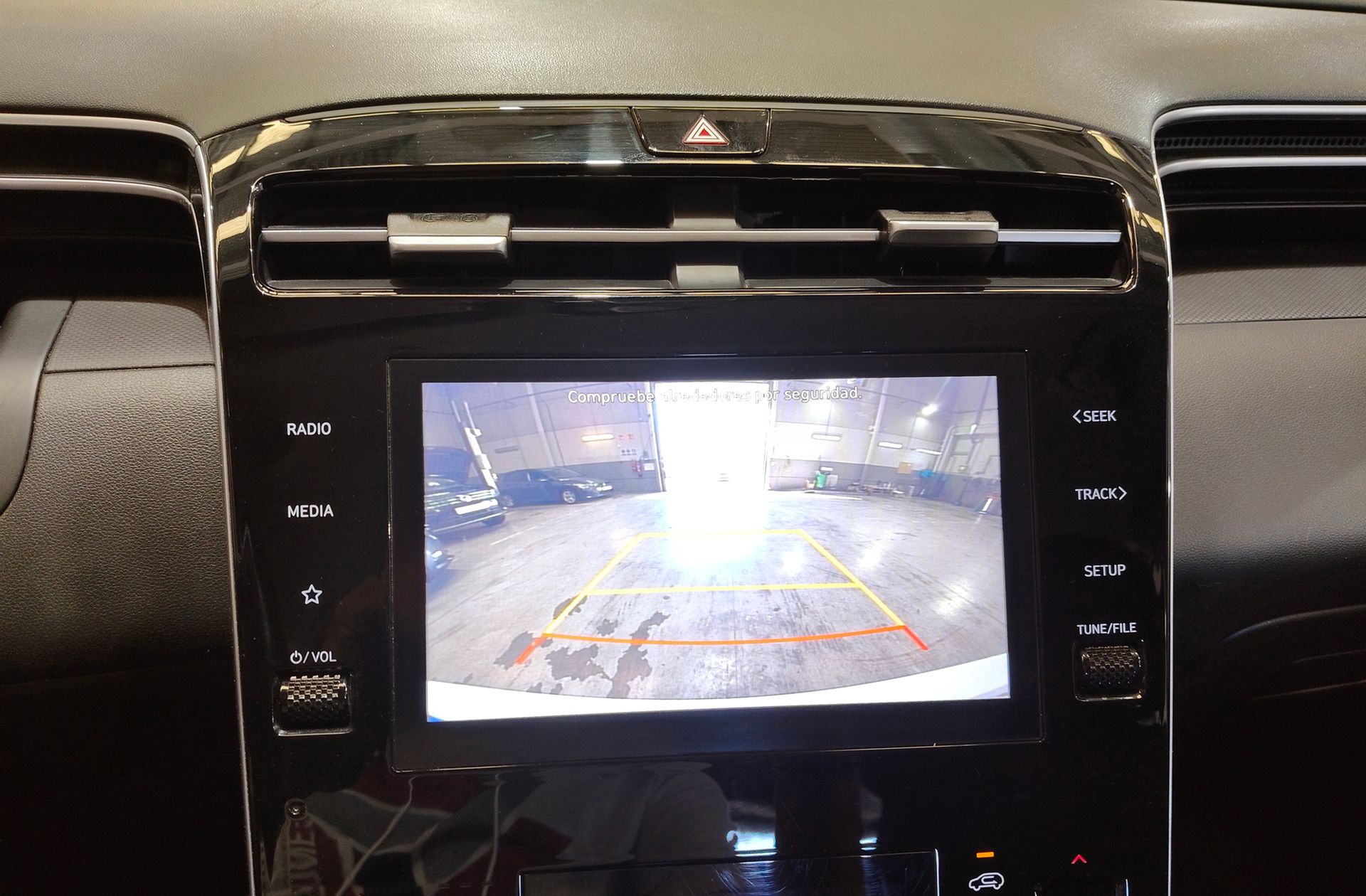 Hyundai Tucson 1.6 CRDi Maxx - foto 8