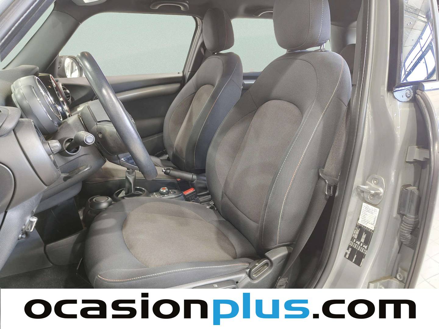 Foto asientos delanteros Mini MINI Mini MINI Cooper 5 Puertas (136 CV)