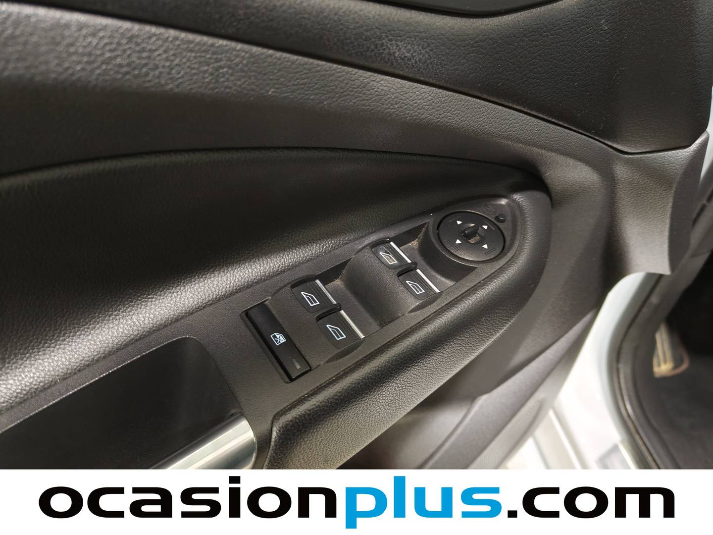 Foto Ford Kuga Ford Kuga 2.0 TDCI ST-Line Limited Edition 4x4 132 kW (180 CV)