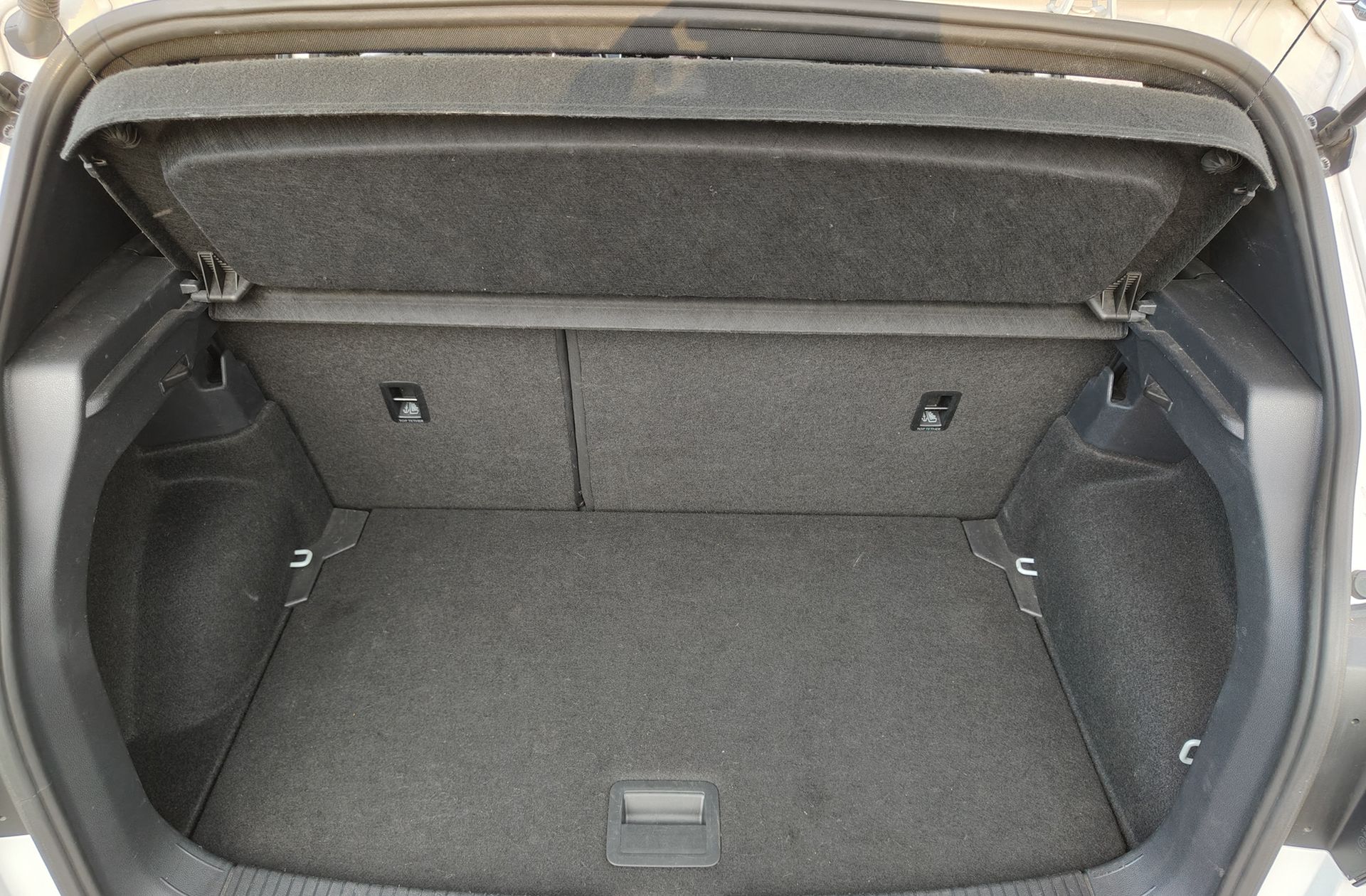 Volkswagen T-Cross R-Line 1.0 TSI DSG - foto 19