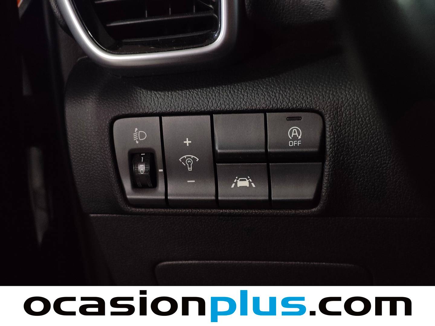 Accesorios del KIA Sportage KIA Sportage 1.6 CRDi MHEV Drive Plus 4x2 (136 CV)