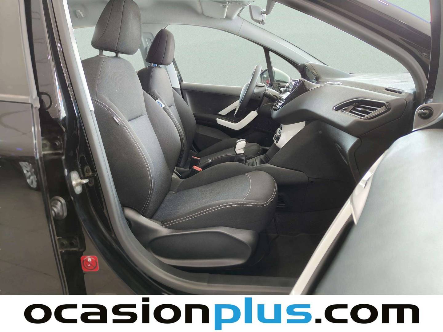 Peugeot 208 Peugeot 208 1.0 PureTech Like (68 CV) manual