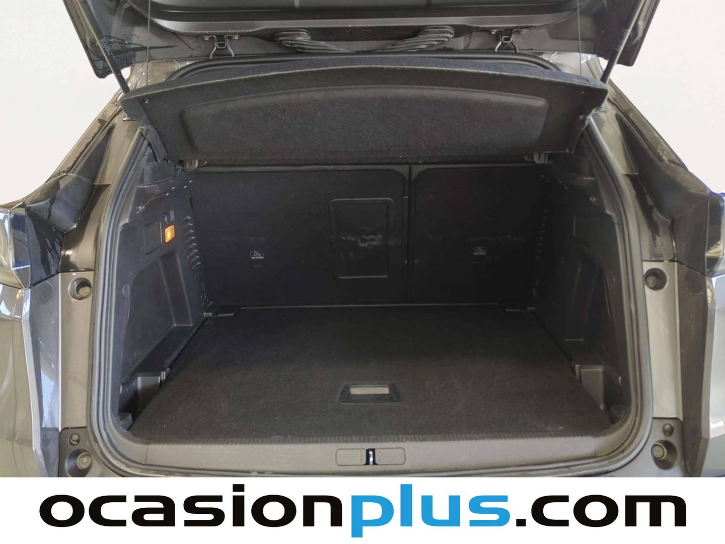 Fotos maletero Peugeot 3008 Hybrid Peugeot 3008 Hybrid 136 Allure Pack eDCS6 (136 CV)