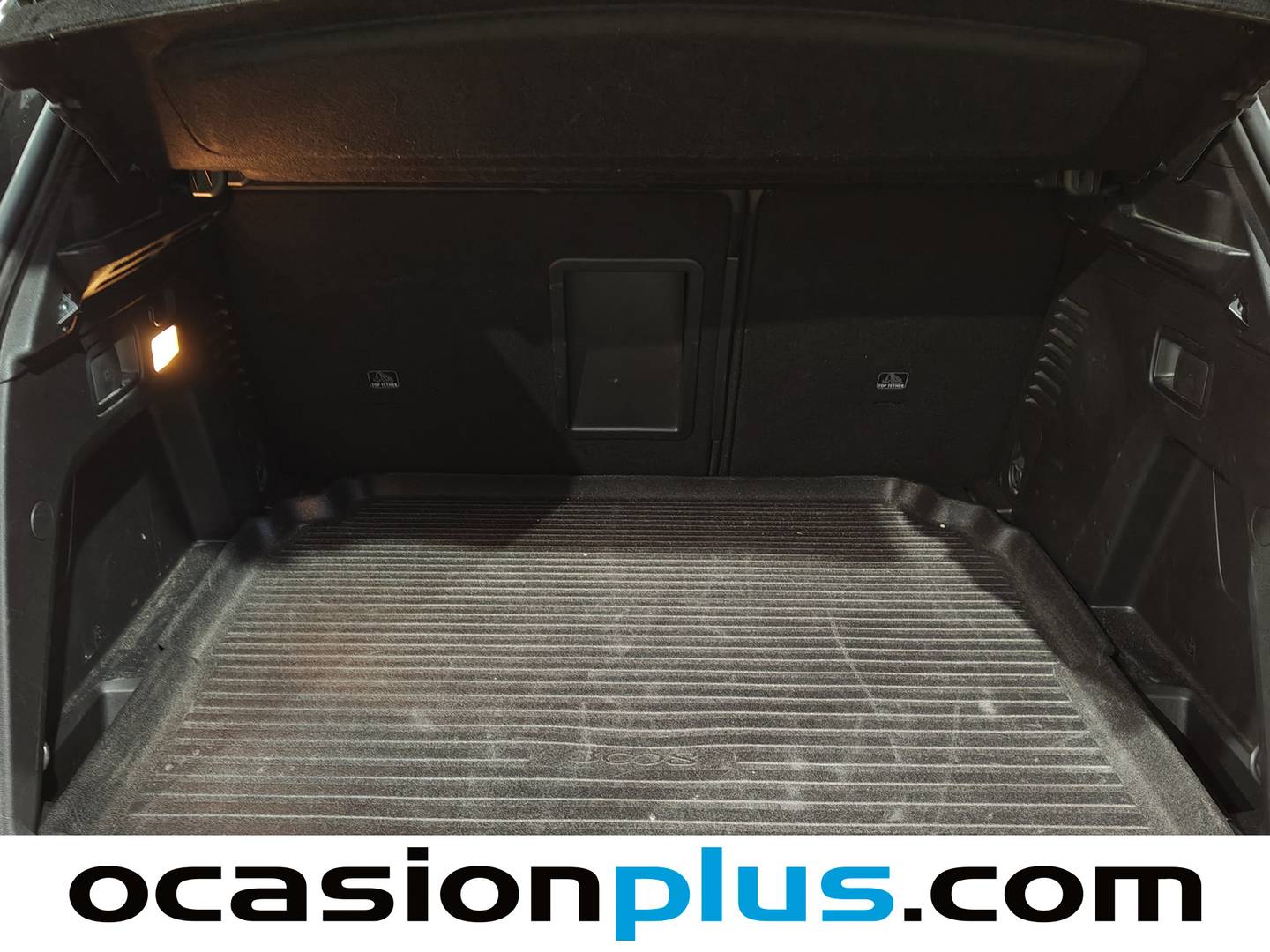 Foto Peugeot 3008 Peugeot 3008 PureTech 130 S&S GT (130 CV)