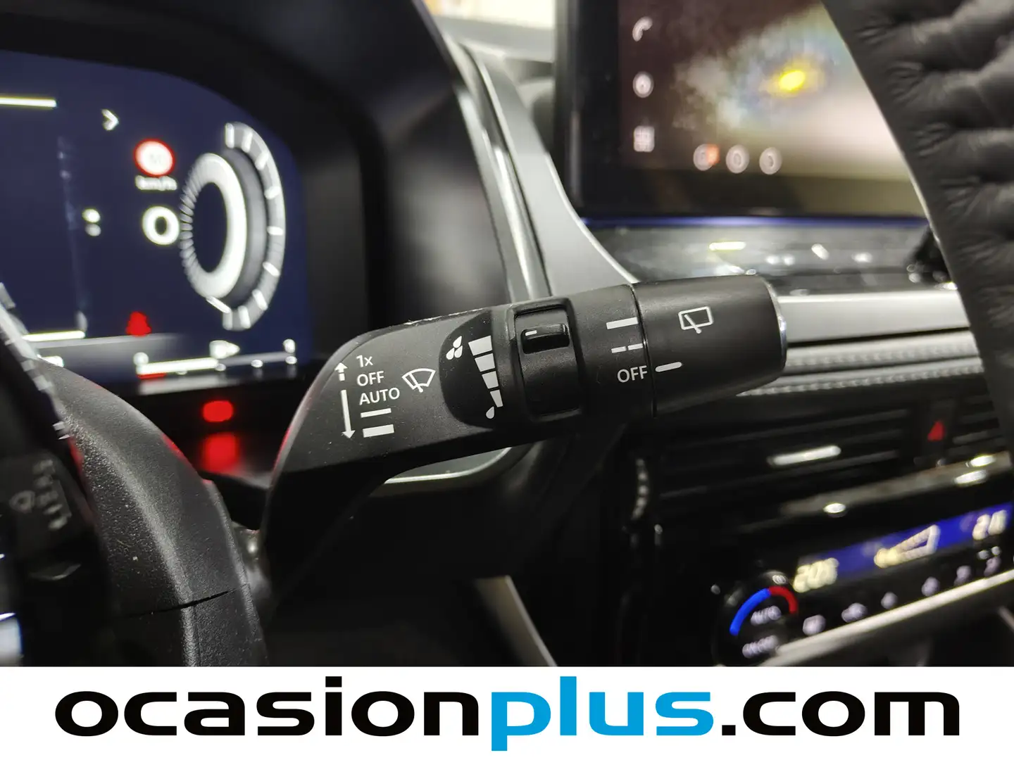 Foto Nissan QASHQAI Nissan Qashqai DIG-T 140 N-Connecta (140 CV)