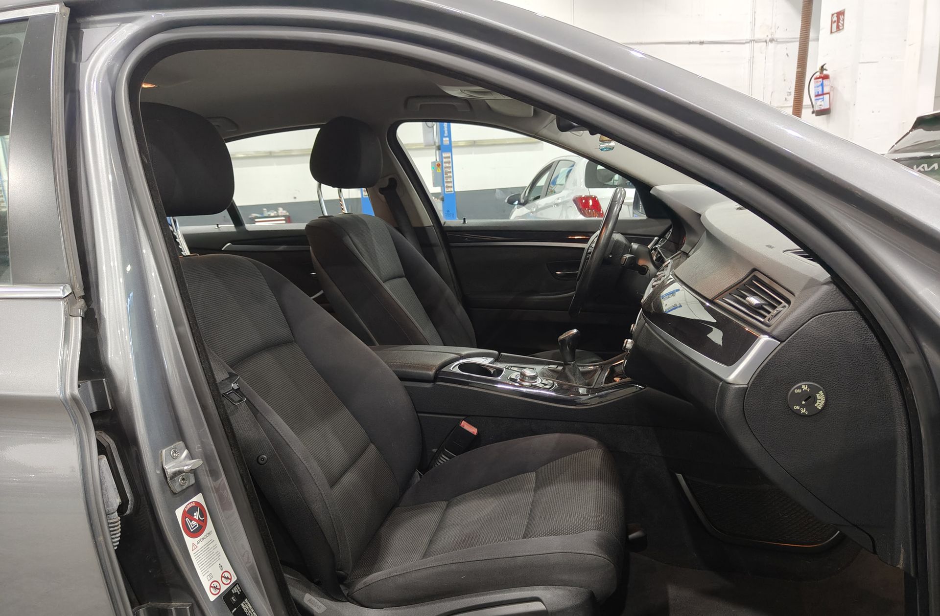 BMW Serie 5 520d - foto 18