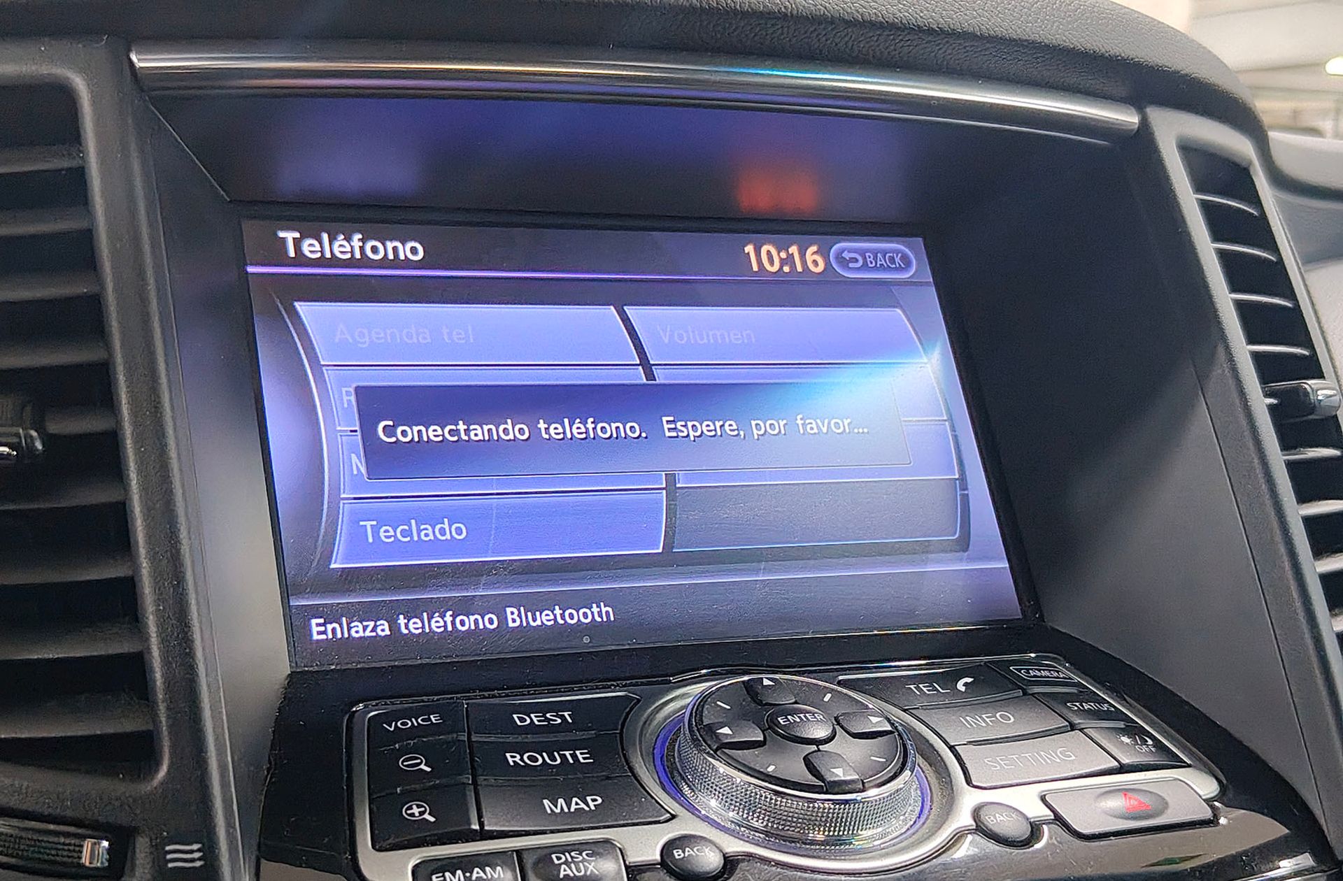 Infiniti QX70 3.0 D V6 S Design AWD - foto 34
