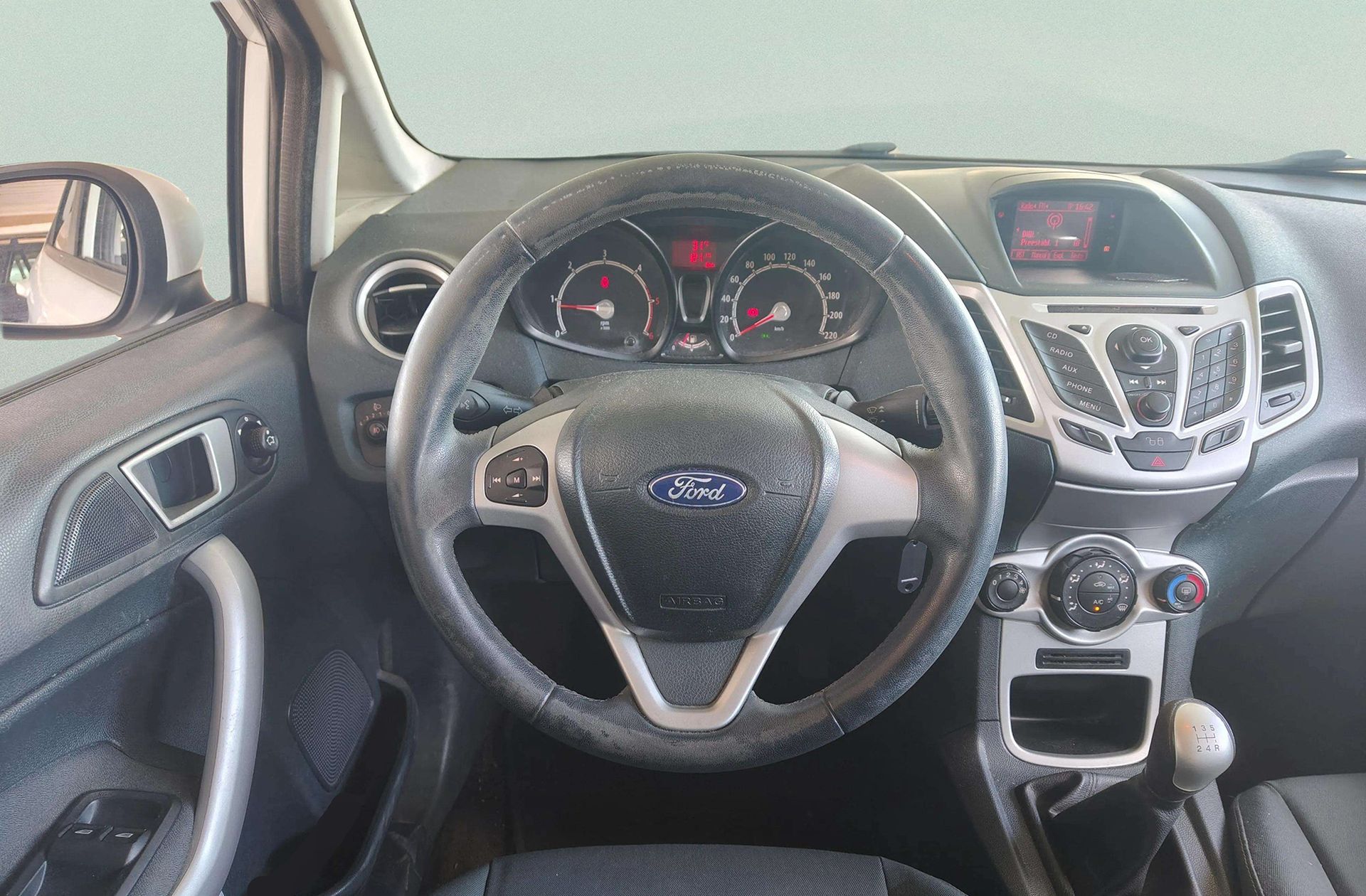 Ford Fiesta 1.4 TDCi Trend - foto 17